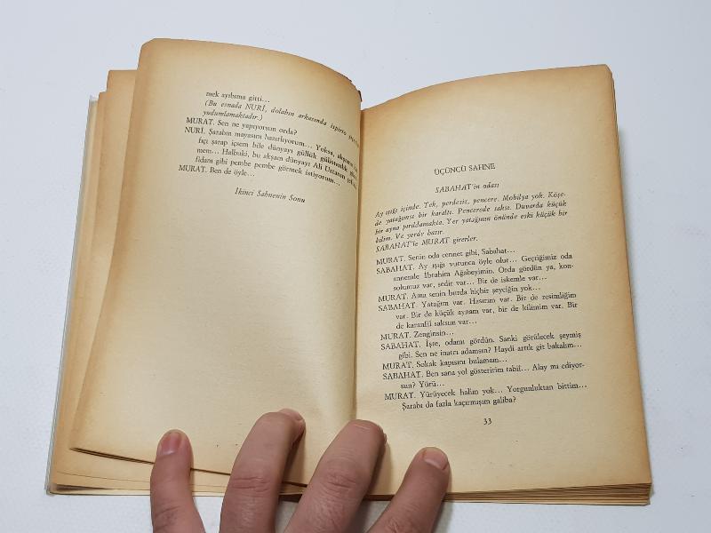 NAZIM HİKMET 1. BASKI KİTAP: SABAHAT