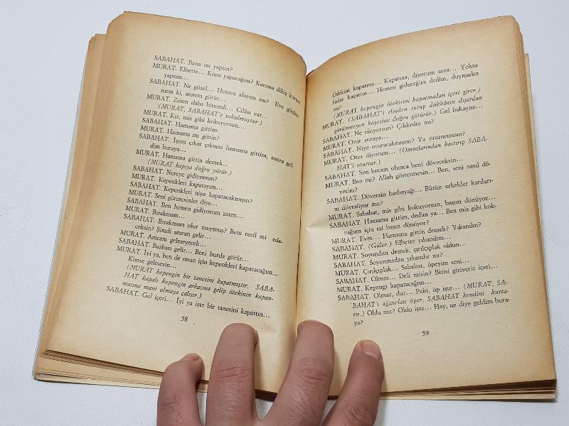 NAZIM HİKMET 1. BASKI KİTAP: SABAHAT