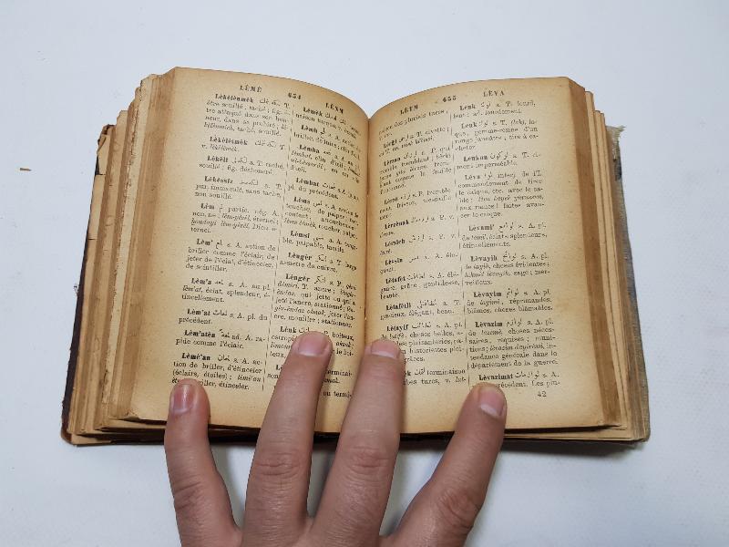 OSMANLI DÖNEMİ TÜRKÇE FRANSIZCA SÖZLÜK