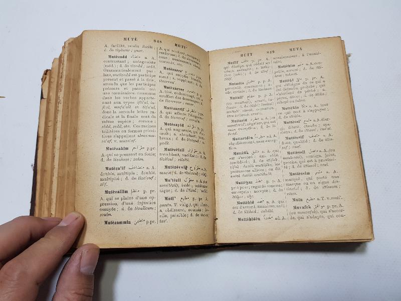 OSMANLI DÖNEMİ TÜRKÇE FRANSIZCA SÖZLÜK