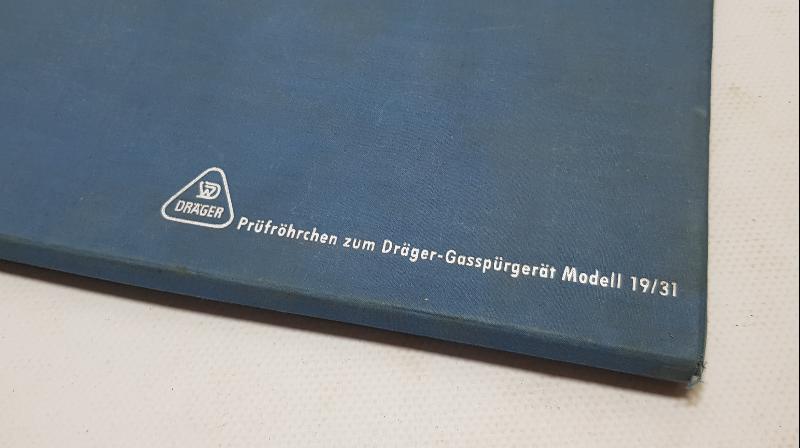 ALMAN YAPIMI KUTUSUNDA TEST TÜPLERİ