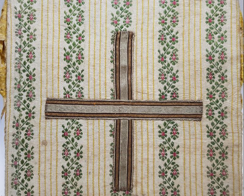 OSMNALI DÖNEMİ İPEK KİLİSE DUA KABI