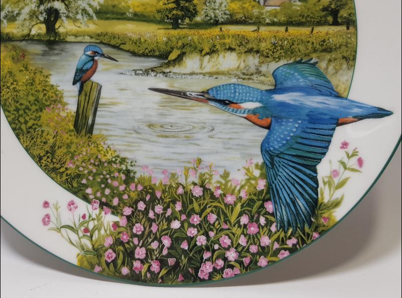 NEHİR VE KUŞ TEMALI KOLEKSİYONLUK PORSELEN TABAK