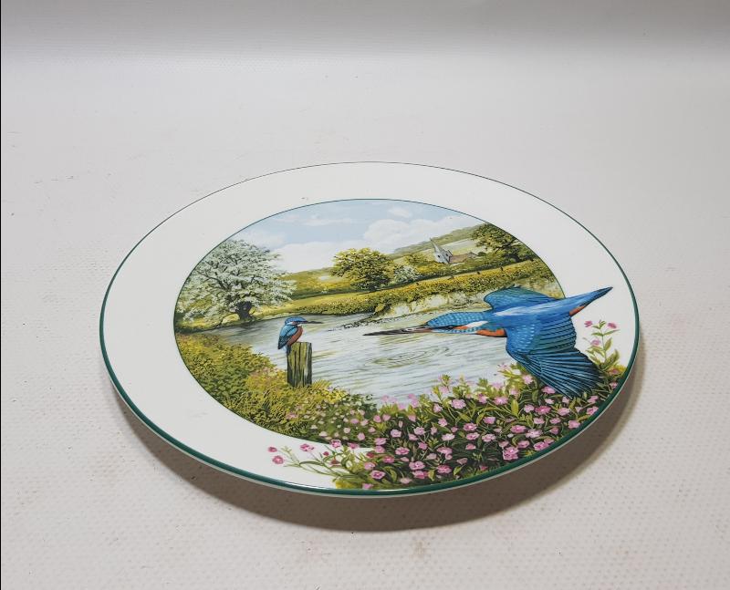 NEHİR VE KUŞ TEMALI KOLEKSİYONLUK PORSELEN TABAK