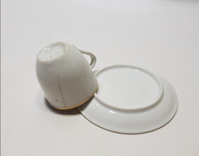 OSMANLI DÖNEMİ MEŞRUTİYET TEMALI OSMANLICA VE YUNANCA YAZILI KAHVE FİNCANI