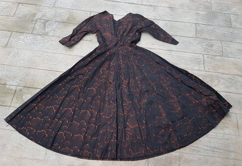 ANTİKA KADIN ELBİSESİ