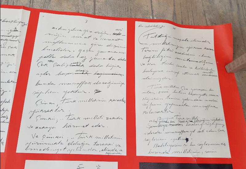 ATATÜRK'ÜN EL YAZISI İLE 10. YIL NUTKUNUN ASLI PANOSU