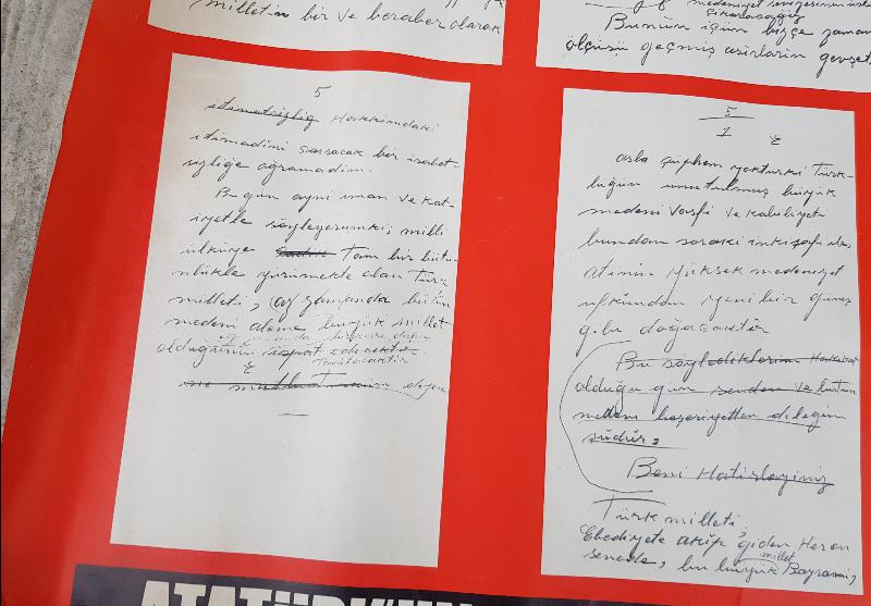 ATATÜRK'ÜN EL YAZISI İLE 10. YIL NUTKUNUN ASLI PANOSU