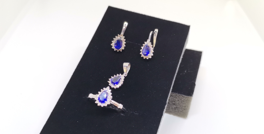 SAFİR VE PIRLANTA TAŞLI TAM TAKIM SET