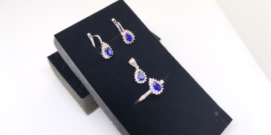 SAFİR VE PIRLANTA TAŞLI TAM TAKIM SET