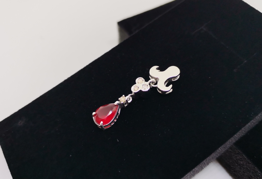 PIRLANTA VE YAKUT TAŞLI DAMLA MODELİ KOLYE UCU