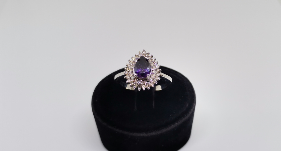 AMETİST VE PIRLANTA TAŞLI DAMLA MODELLİ YÜZÜK