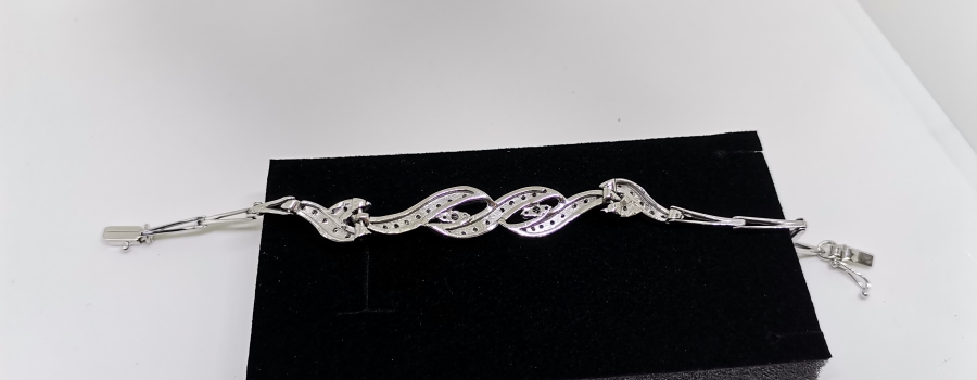 SARMAŞIK MODEL PIRLANTA TAŞLI BİLEKLİK