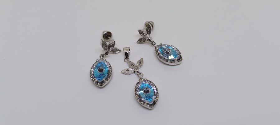 PIRLANTA VE AMETİS TAŞLI KOLYE KÜPE TAKIMI