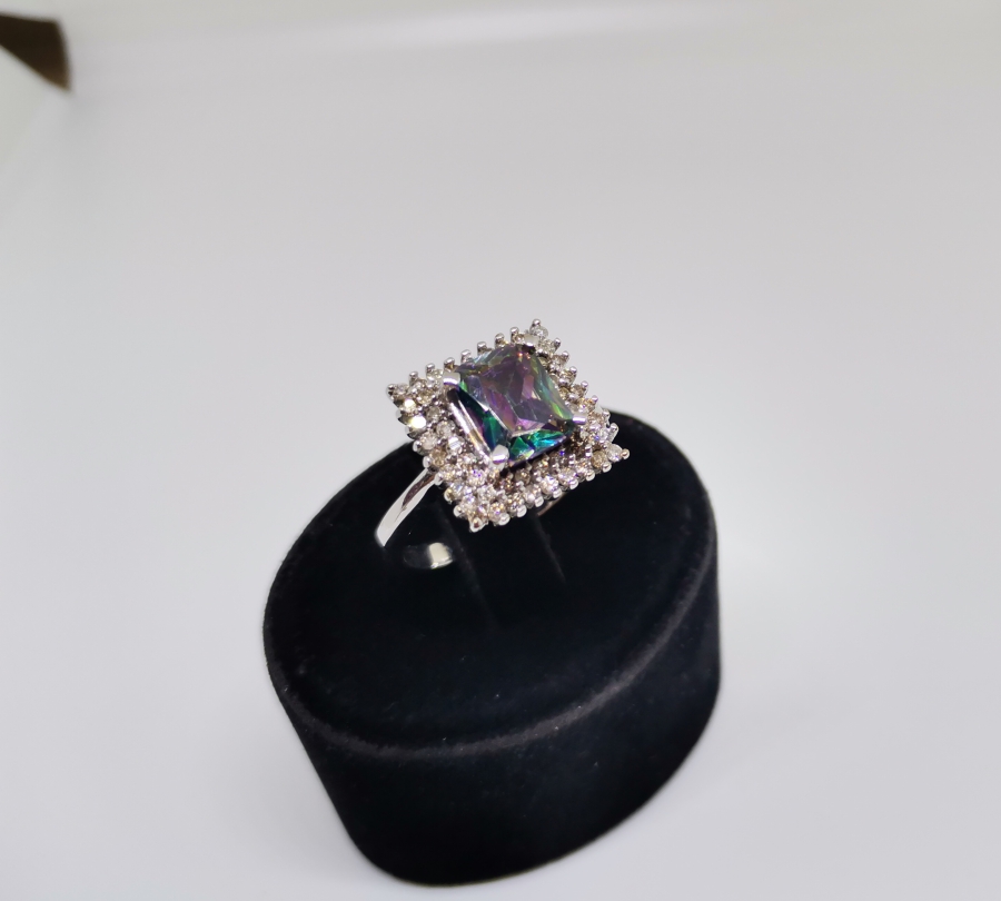 KÖK AMETİST VE PIRLANTA TAŞLI YÜZÜK