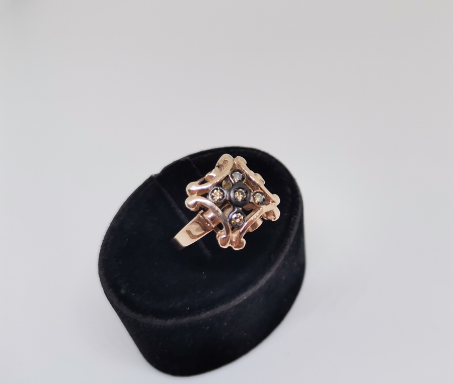 BEŞTAŞLI BÜYÜK BOY PIRLANTA YÜZÜK