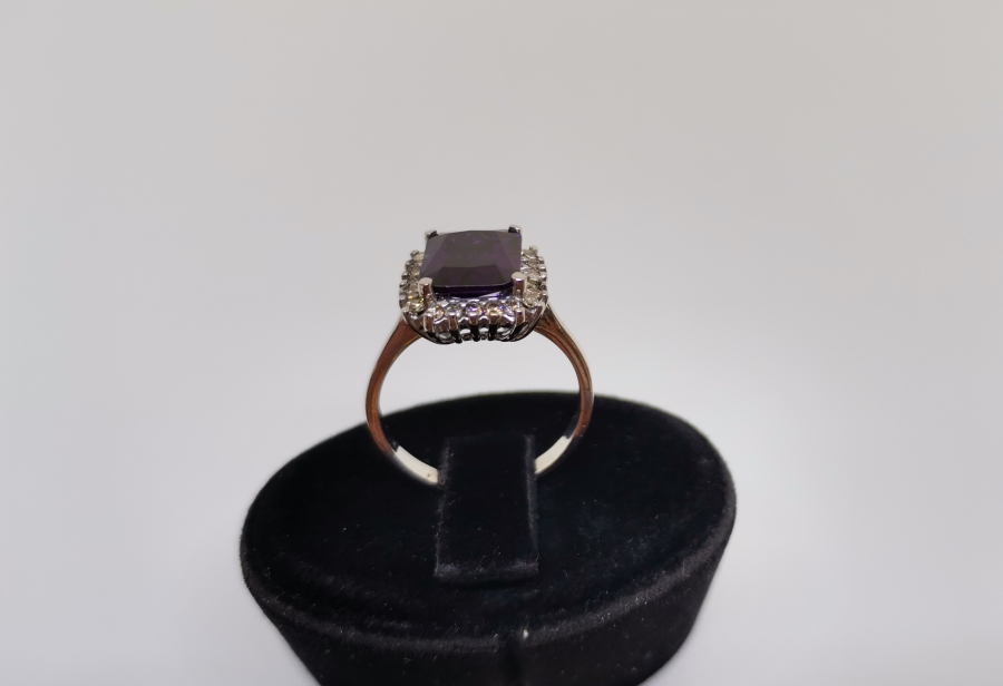 AMETİST VE PIRLANTA TAŞLI BAGET YÜZÜK