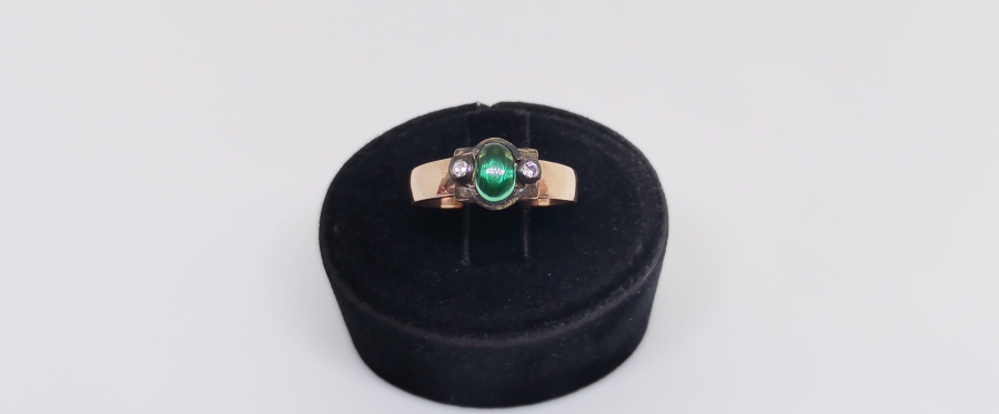 HÜRREM MODEL PIRLANTA TAŞLI YÜZÜK