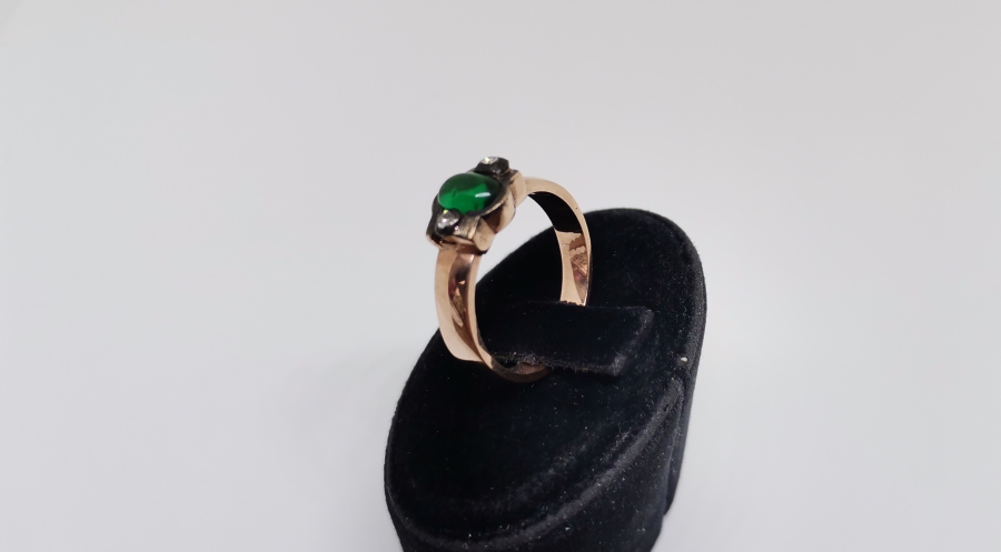 HÜRREM MODEL PIRLANTA TAŞLI YÜZÜK