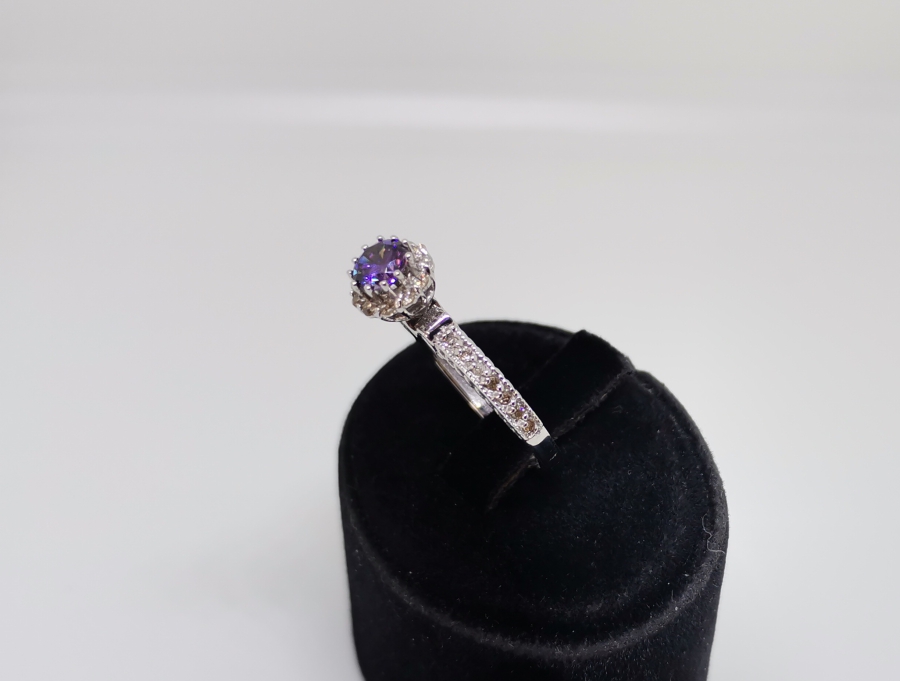 AMETİST VE PIRLANTA TAŞLI TEKTAŞ YÜZÜK