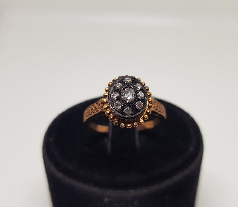 ELMAS VE PIRLANTA TAŞLI DİVANHANE ÇİVİSİ MODEL YÜZÜK