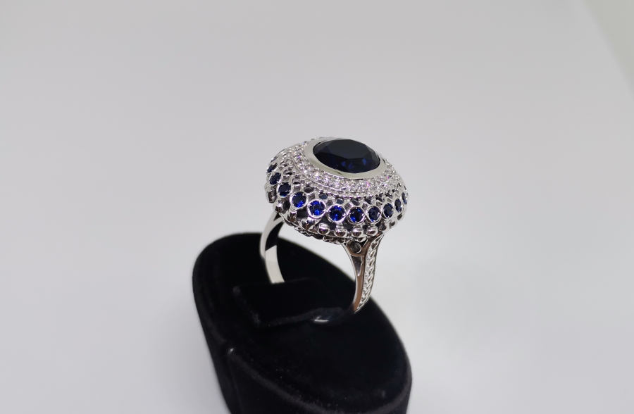 SAFİR VE PIRLANTA TAŞLI DEV BOY YÜZÜK