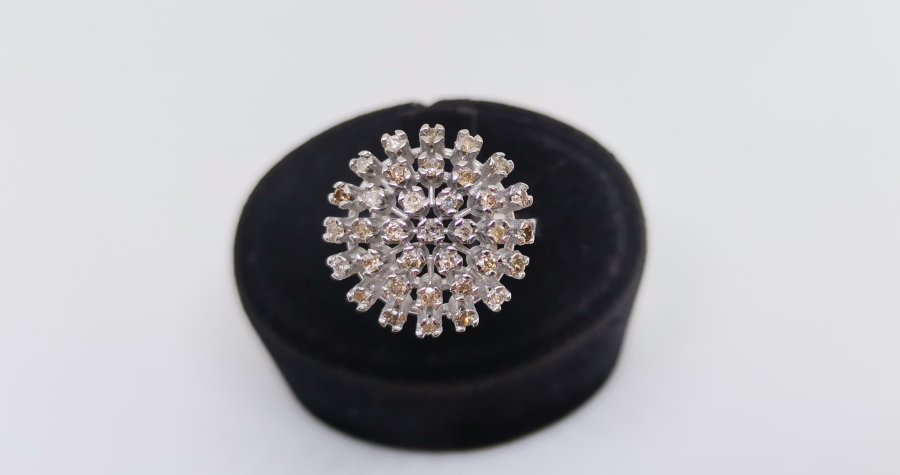 PIRLANTA TAŞLI ALYANS KAR TOPU MODELİ YÜZÜK