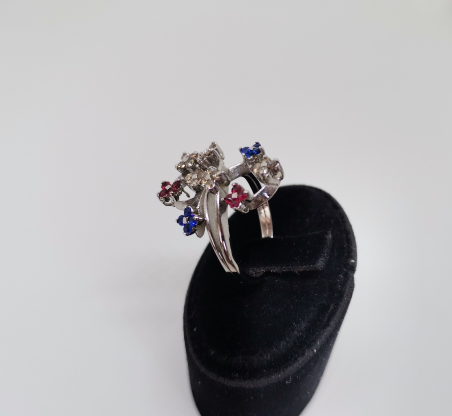 ŞIMARIK MODELİ PIRLANTA- SAFİR VE YAKUT TAŞLI YÜZÜK