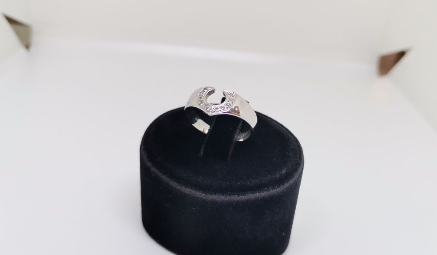 AT NALI MODEL PIRLANTA YÜZÜK