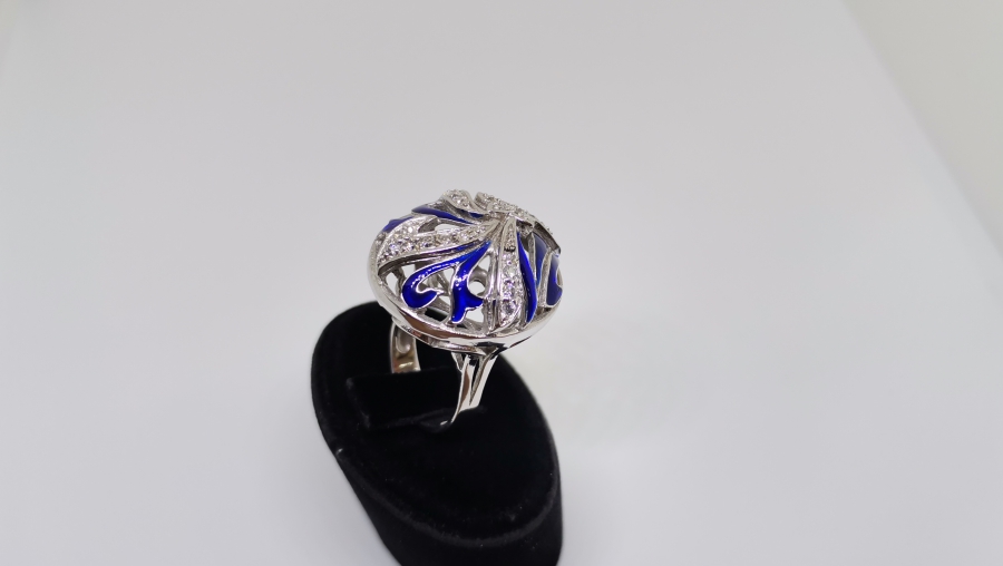 ZAMBAK ÇİÇEĞİ MODELİ MİNE İŞÇİLİKLİ PIRLANTA YÜZÜK