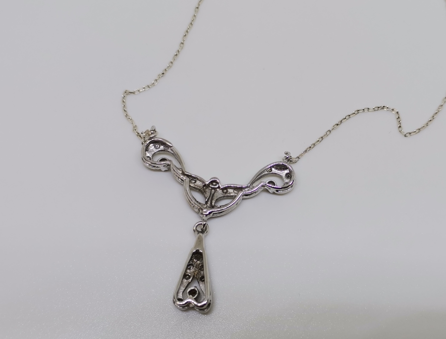 PIRLANTA TAŞLI GERDANLIK