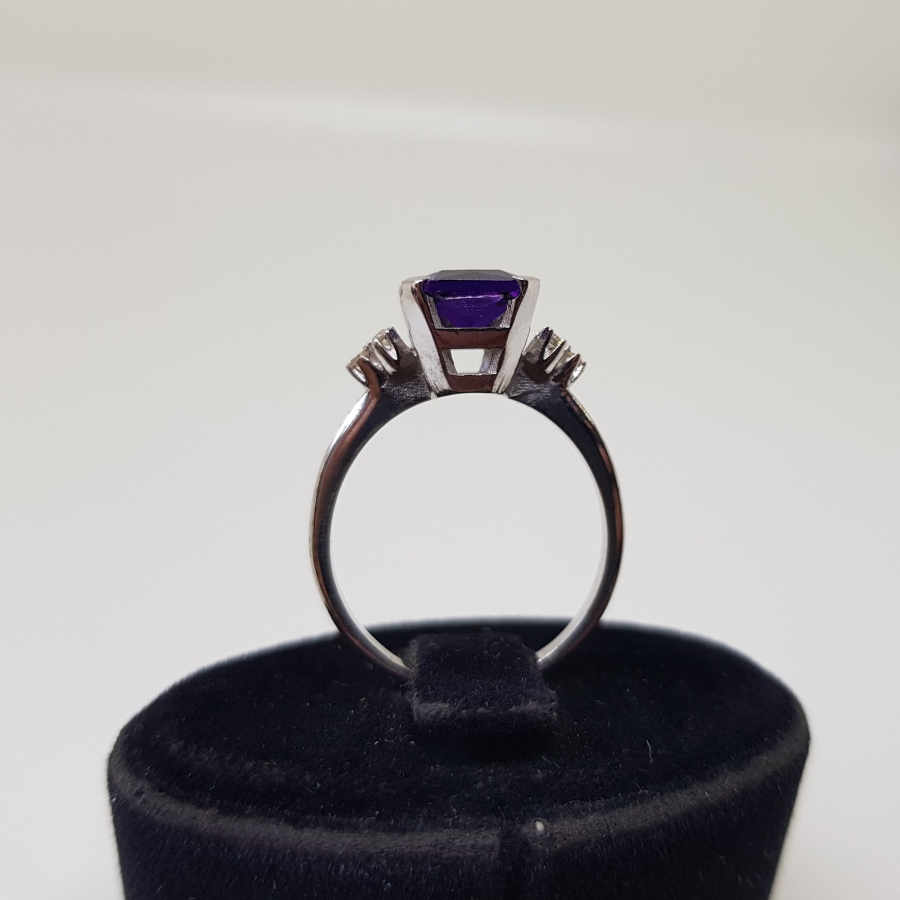 AMETİST VE PIRLANTA TAŞLI ANTİK MISIR MODELİ YÜZÜK