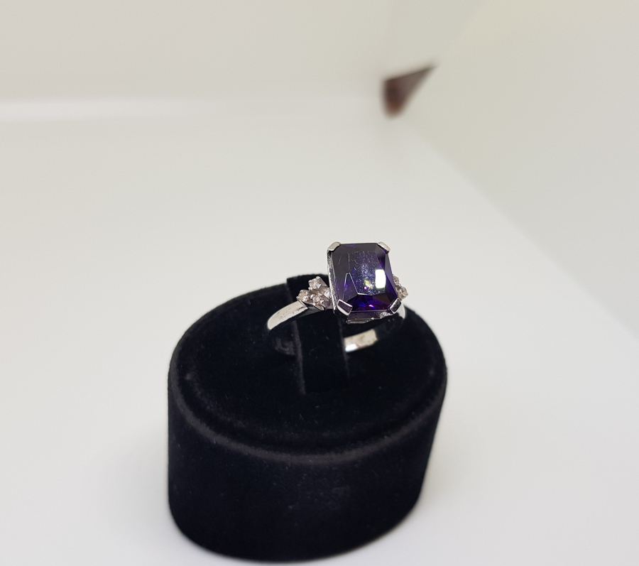 AMETİST VE PIRLANTA TAŞLI ANTİK MISIR MODELİ YÜZÜK