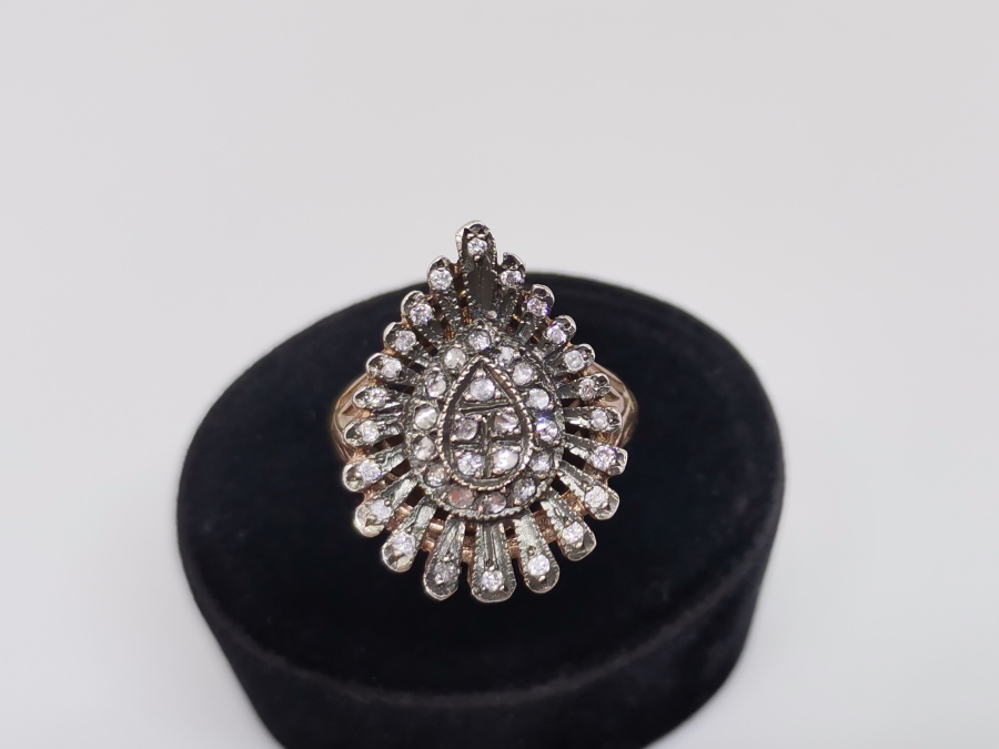 SIRALI DAMLA MODEL ELMAS TAŞLI YÜZÜK