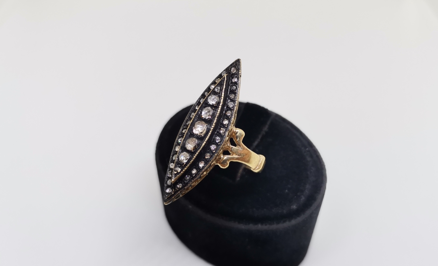 BÜYÜK MEKİK MODELİ ÖZEL YAPIM ELMAS TAŞLI YÜZÜK