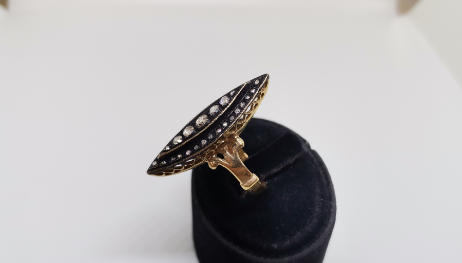 BÜYÜK MEKİK MODELİ ÖZEL YAPIM ELMAS TAŞLI YÜZÜK