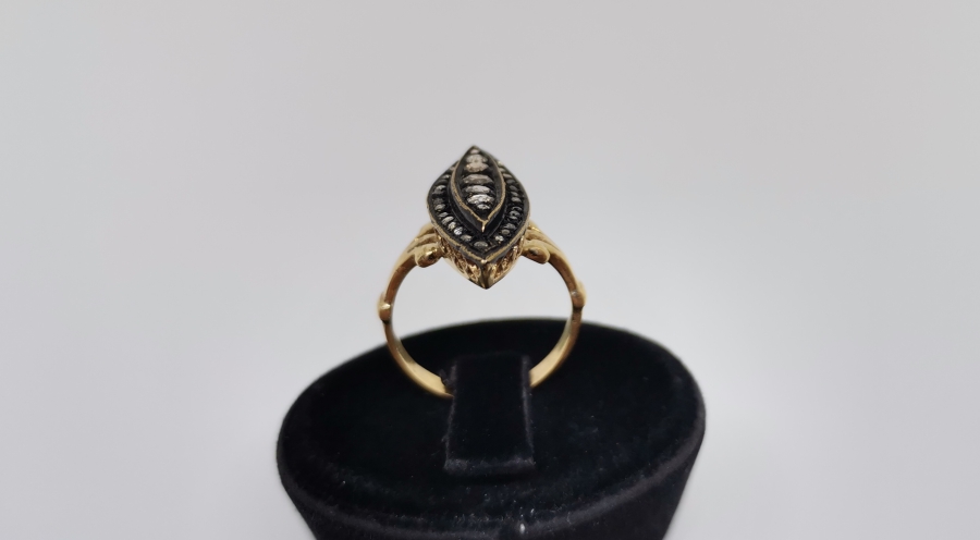 BÜYÜK MEKİK MODELİ ÖZEL YAPIM ELMAS TAŞLI YÜZÜK