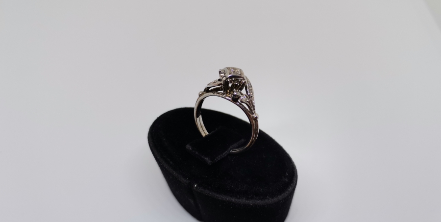 PIRLANTA TAŞLI KAR MODEL YÜZÜK