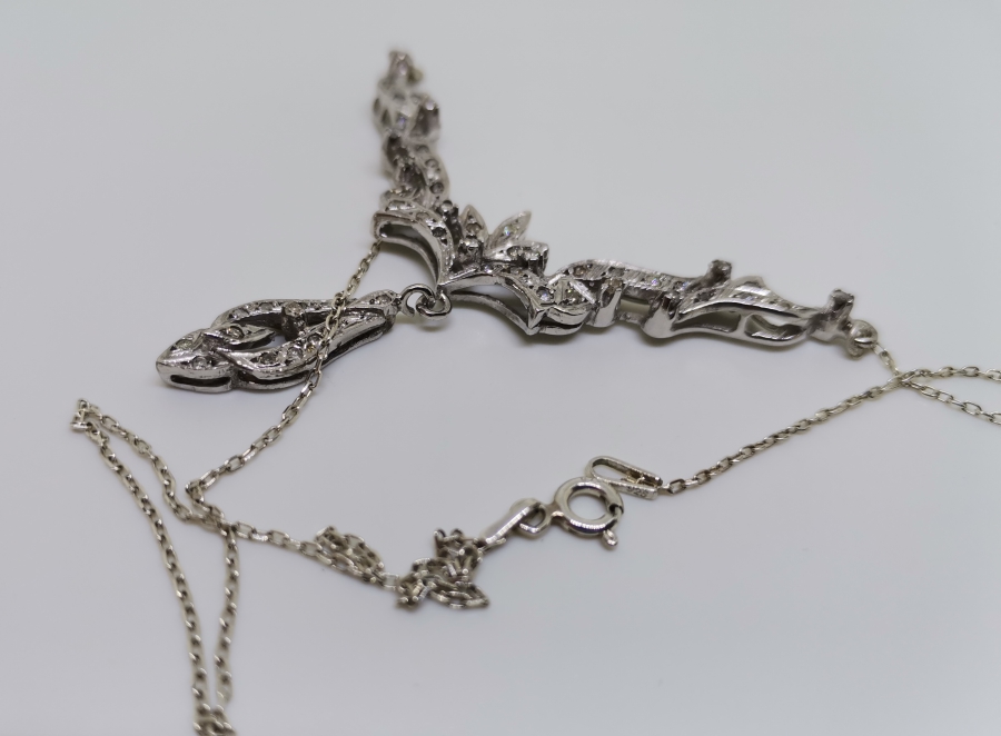 PIRLANTA TAŞLI OKLU MODEL KOLYE UCU