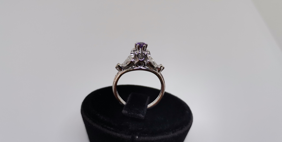 AMETİST VE PIRLANTA TAŞLI GÜL MODELİ YÜZÜK