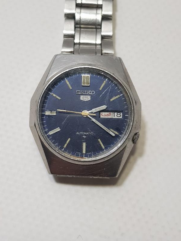 SEIKO5 TAKVİMLİ OTOMATİK KOL SAATİ