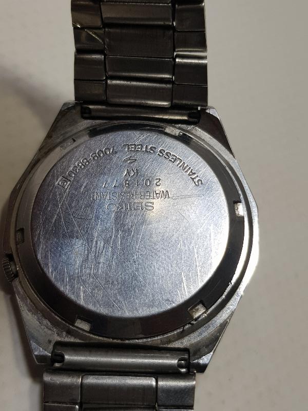 SEIKO5 TAKVİMLİ OTOMATİK KOL SAATİ