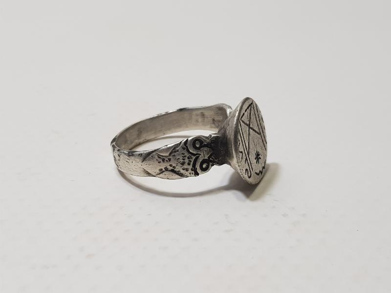 OSMANLI DÖNEMİ OĞUZ TÜRKLERİ BEĞDİLİ BOYUNA AİT ÇOK NADİR GÜMÜŞ YÜZÜK