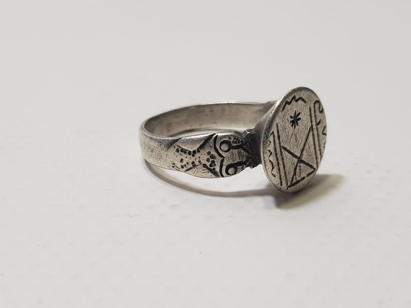 OSMANLI DÖNEMİ OĞUZ TÜRKLERİ BEĞDİLİ BOYUNA AİT ÇOK NADİR GÜMÜŞ YÜZÜK