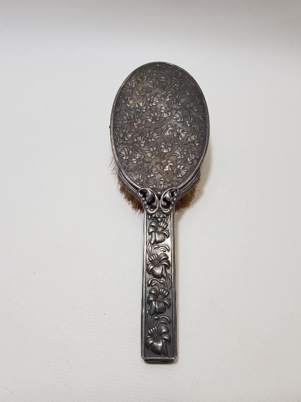 ANTİKA GÜMÜŞ KAPLAMA ELBİSE FIRÇASI