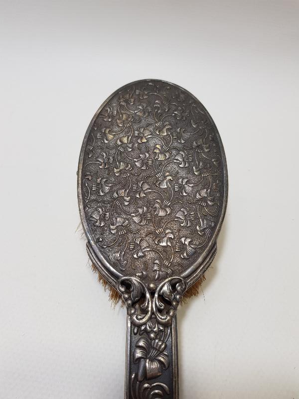 ANTİKA GÜMÜŞ KAPLAMA ELBİSE FIRÇASI