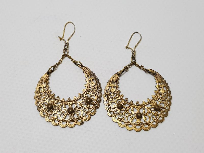 ANTİKA KÜRT KÜPESİ