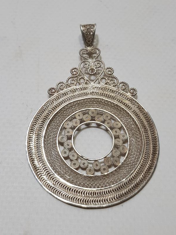 TELKARİ İŞÇİLİKLİ BÜYÜK BOY KOLYE UCU