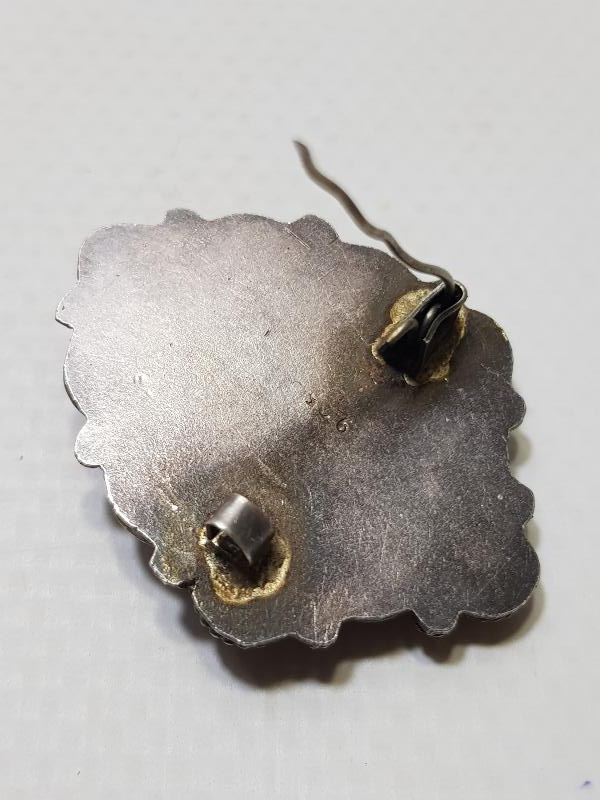 FİL DİŞİ APLİKLİ GÜMÜŞ BROŞ