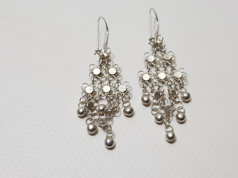 GÜHERZE İŞÇİLİKLİ GÜMÜŞ KÜPE